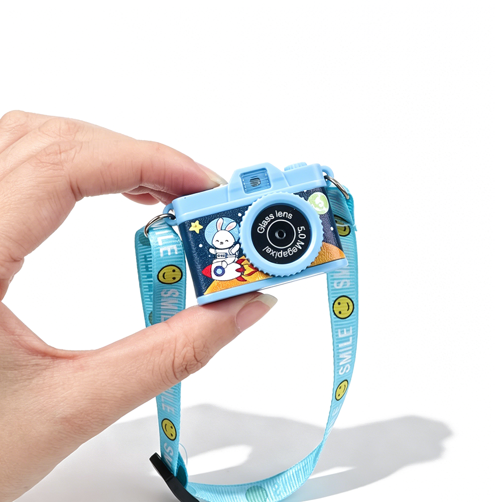 No.9 Camera LED Sound Keychain